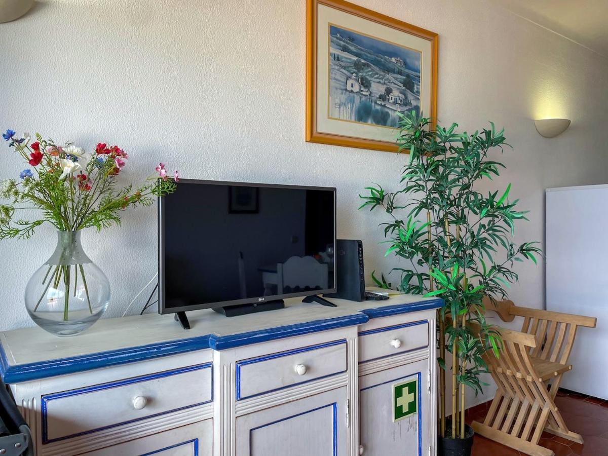Apartment New! By The With Amazing Seaview *