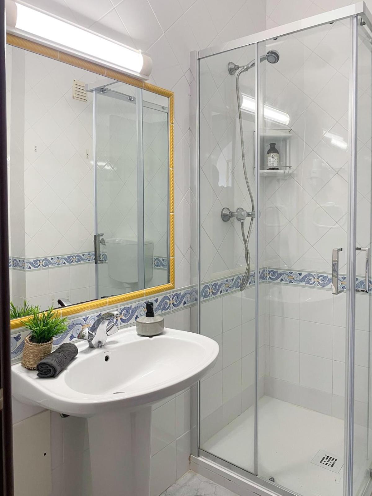 New! By The With Amazing Seaview Apartment